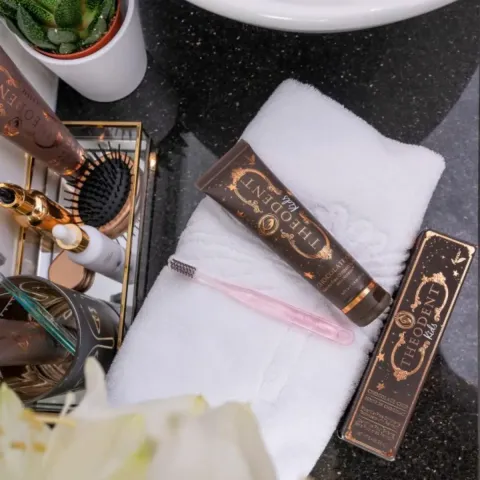 Theodent Classic – Florürsüz Diş Macunu