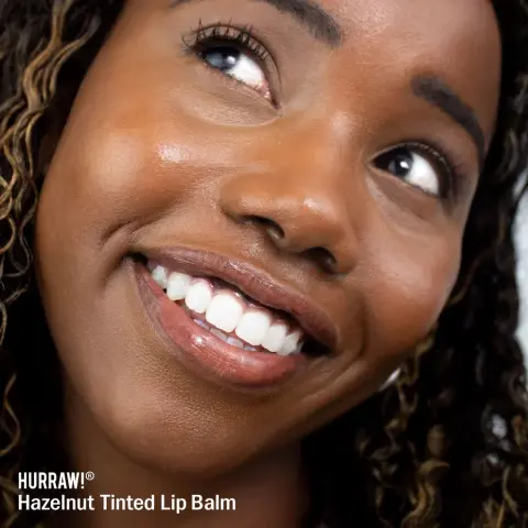 Hurraw! Hazelnut Tinted Lip Balm - Fındık Yağı Özlü Doğal Kahve