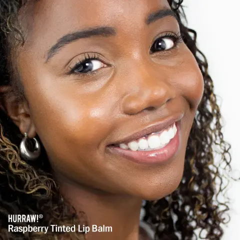 Hurraw! Raspberry Tinted Lip Balm - Mor Havuç Özlü Doğal Renk
