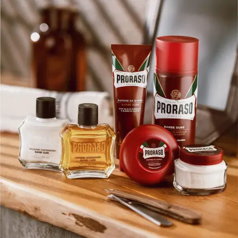 Proraso Tıraş Köpüğü - Sandal Ağacı ve Shea Butter 300 ml